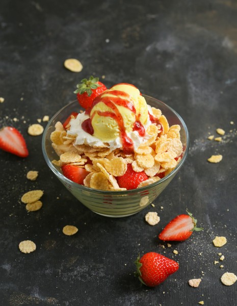 Фрукты и гранола