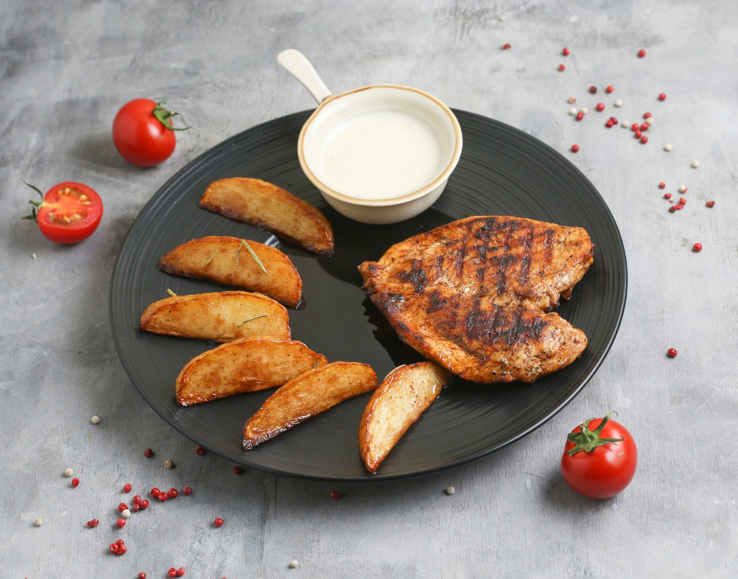 Куриное филе с сырным соусом