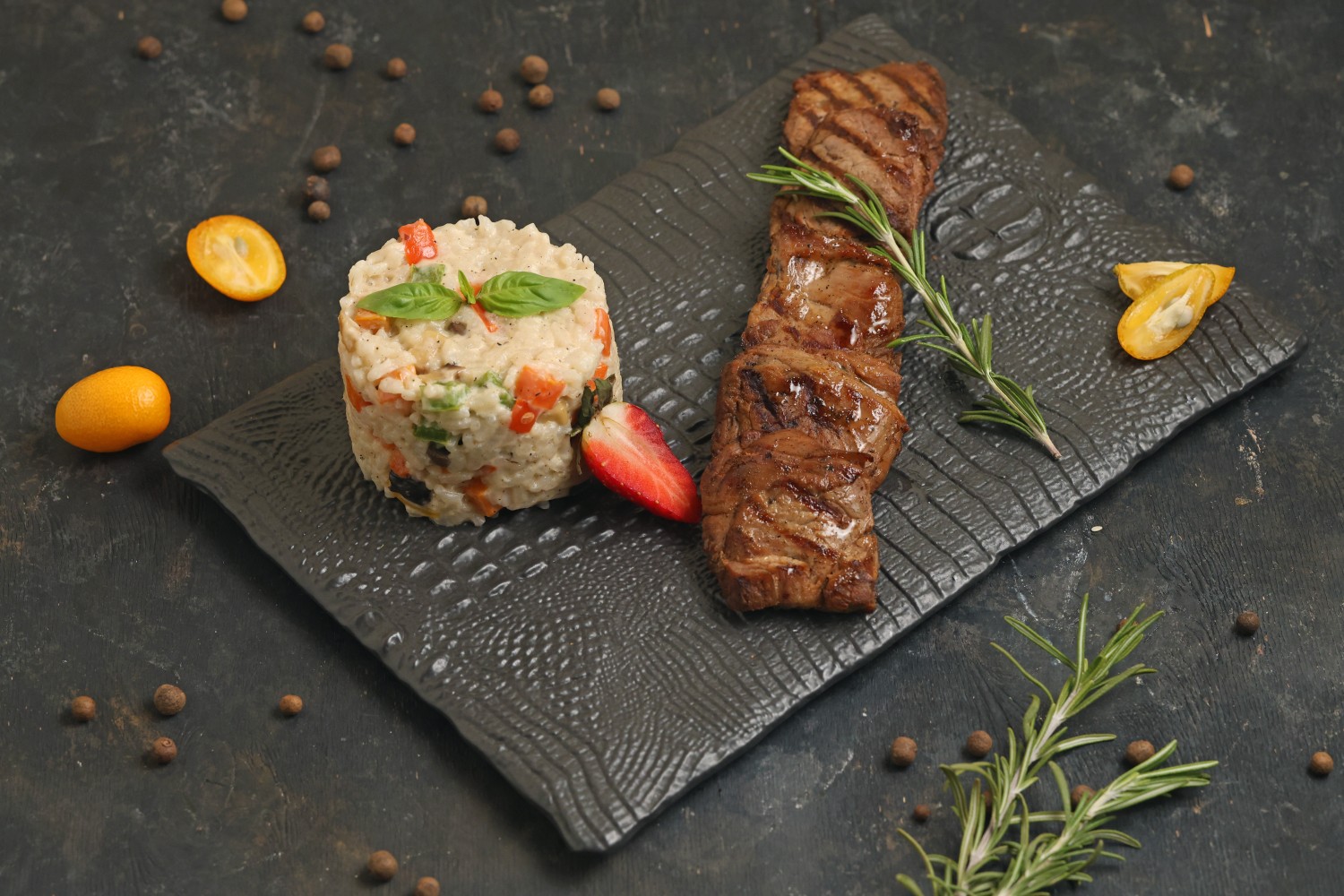 Стейк с ризотто 